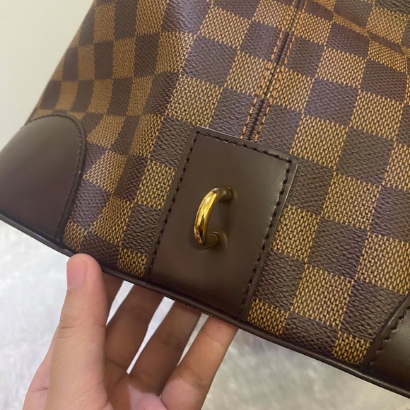 Louis Vuitton Vaslav Travel Tote - Picture 11 of 16